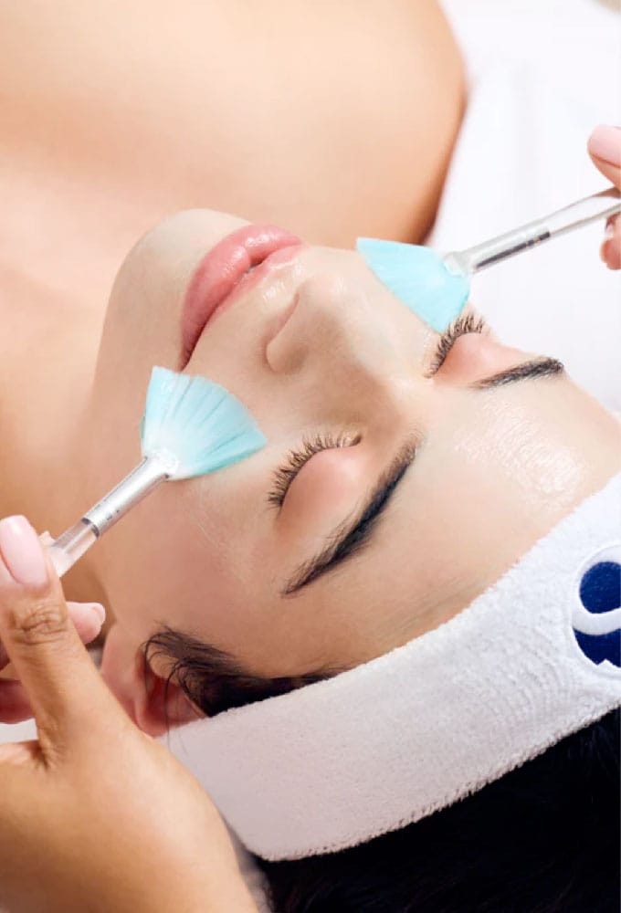 is-clinical-fire-and-ice IS Clinical Fire & Ice Hollywood Facial